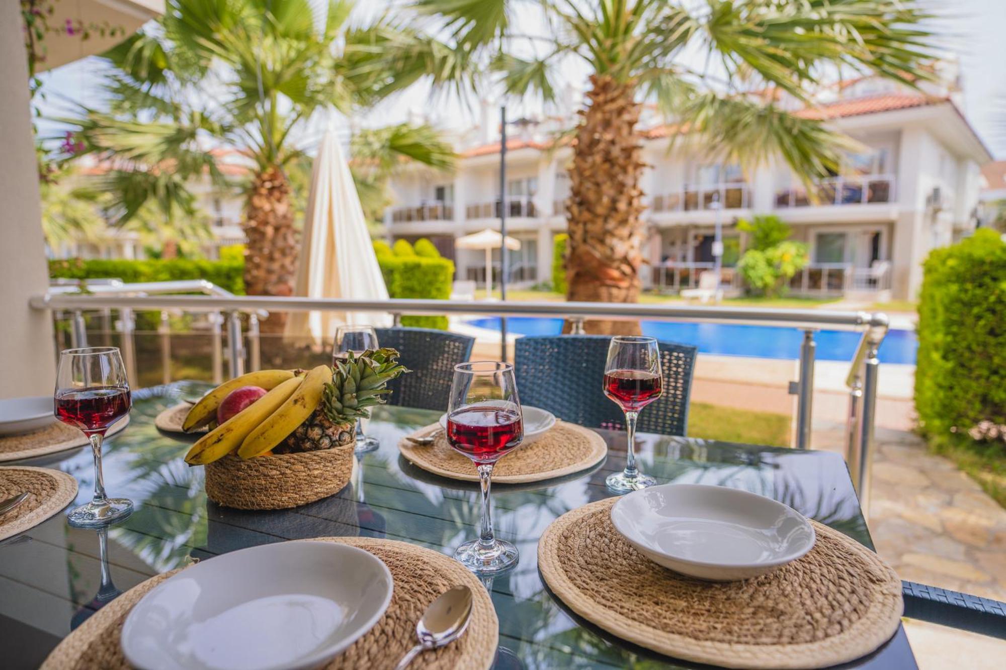 Sunset Beach Club Aqua Lettings Фетие Екстериор снимка