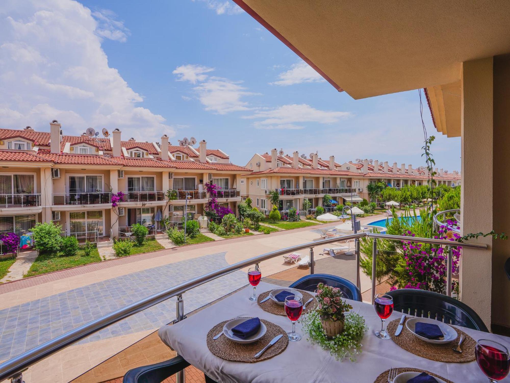Sunset Beach Club Aqua Lettings Фетие Екстериор снимка