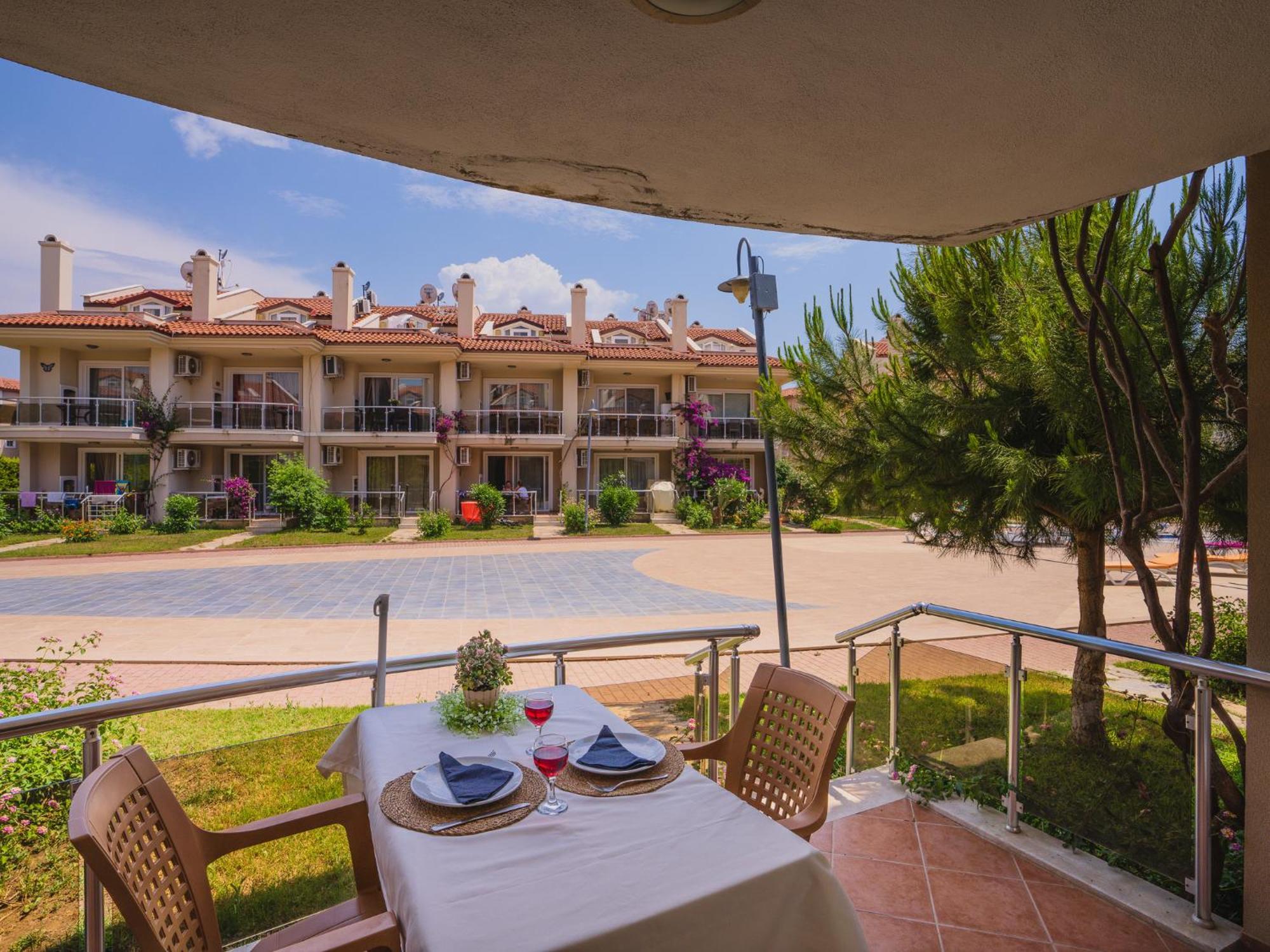 Sunset Beach Club Aqua Lettings Фетие Екстериор снимка