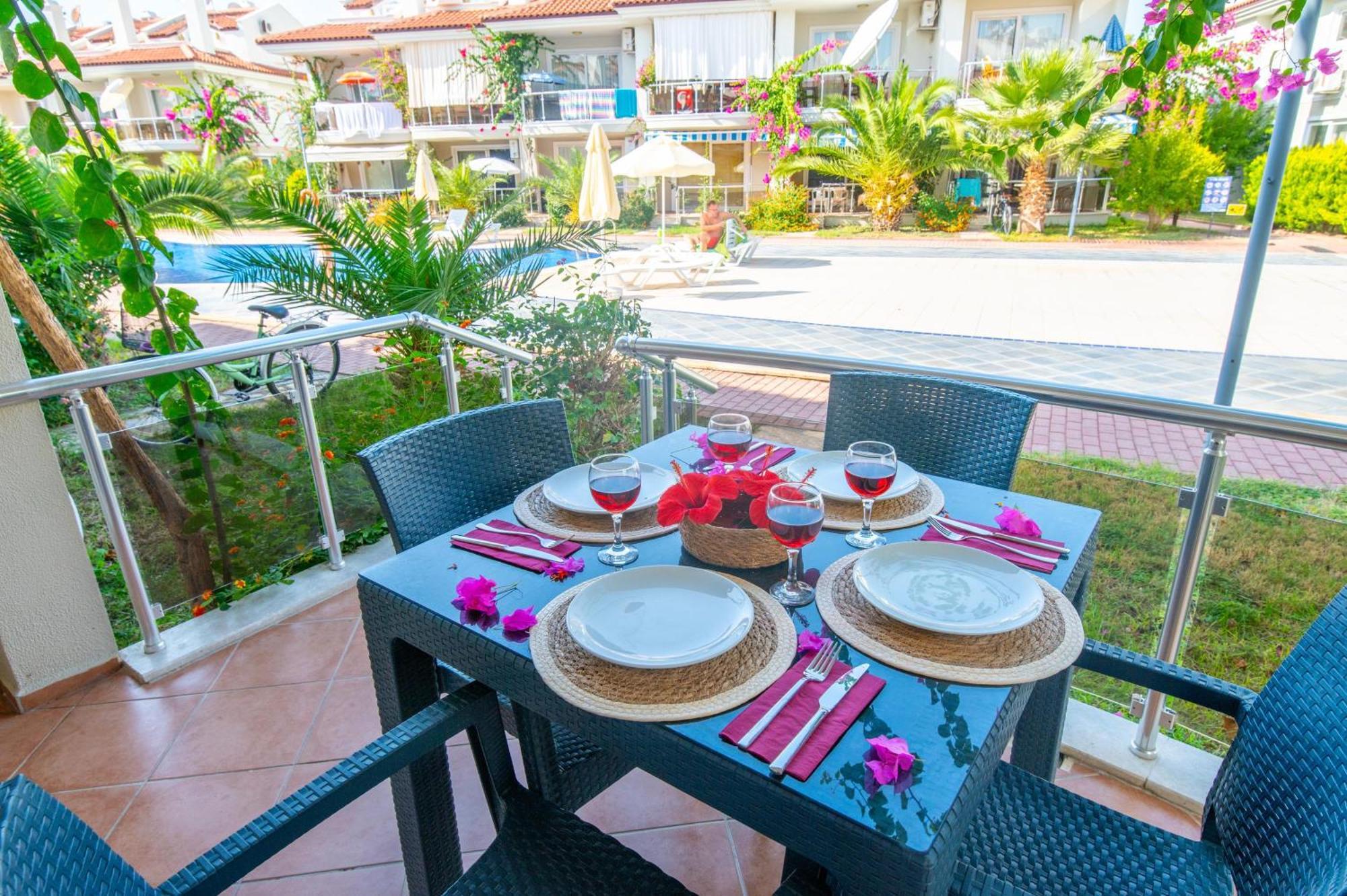 Sunset Beach Club Aqua Lettings Фетие Екстериор снимка