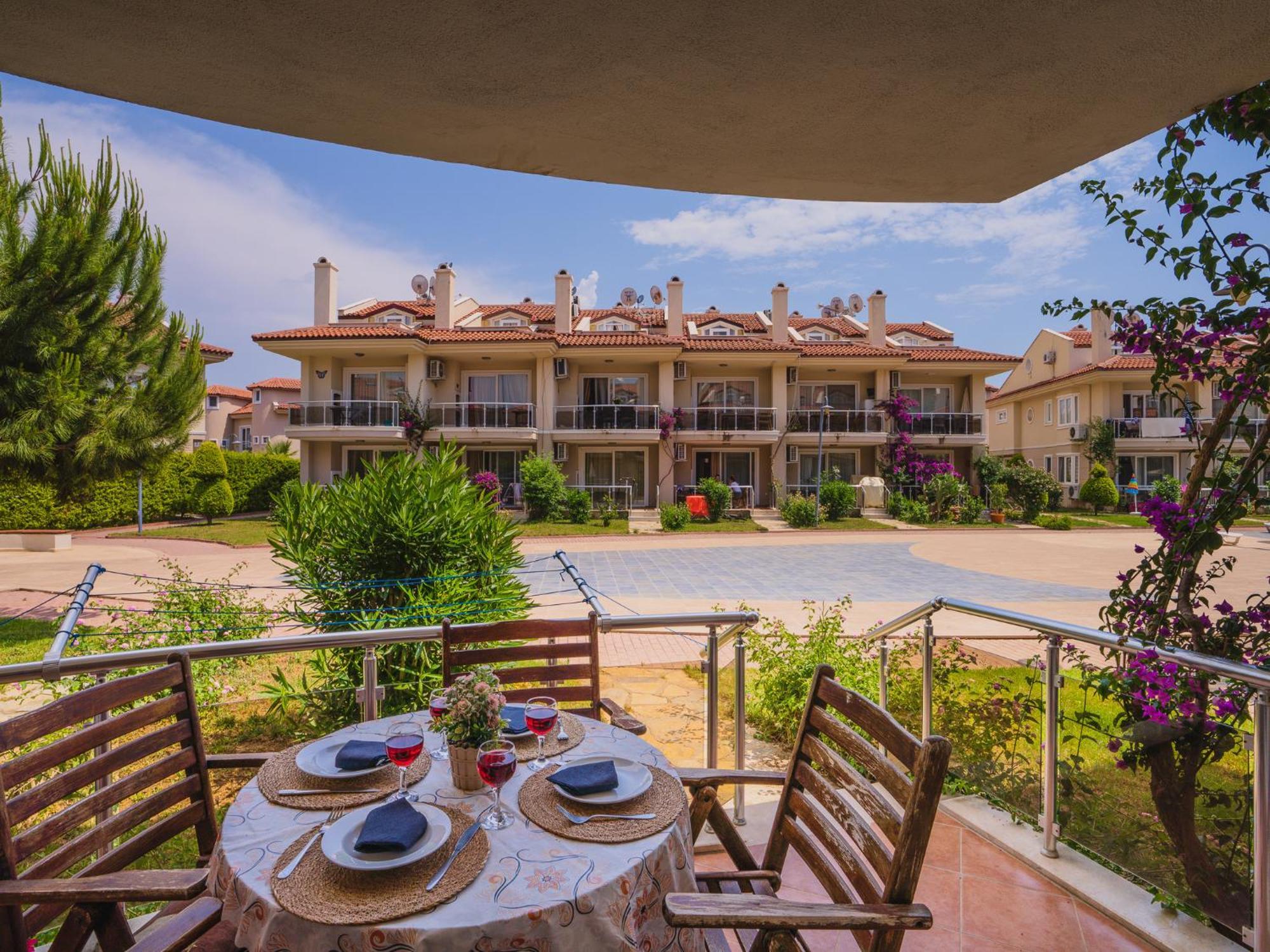 Sunset Beach Club Aqua Lettings Фетие Екстериор снимка
